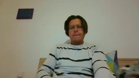 Snapshot of manncr chatting on 09.24.25 manncr online show from 09.24.25