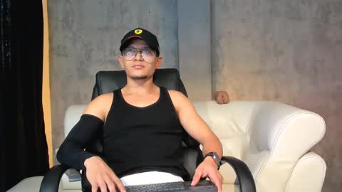 Manuel online show from 09.28.25