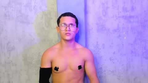 Manuel online show from 10.07.25