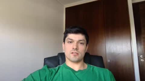 Snapshot of manuelgasdcon chatting on 10.28.25 manuelgasdcon online show from 10.28.25