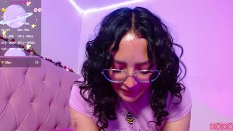 Snapshot of manumeow_ chatting on 03.02.25 Manu online show from 03.02.25