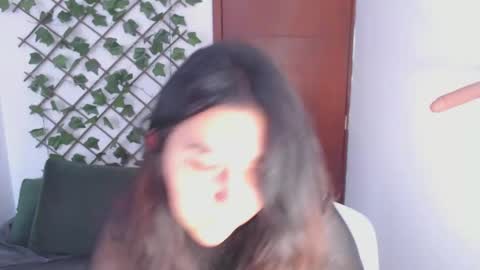 Snapshot of marce_bunny chatting on 10.12.25 Marcela  online show from 10.12.25