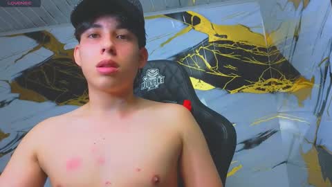 Snapshot of marcelo_boy chatting on 10.27.25 marcelo_boy online show from 10.27.25