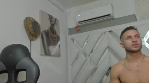 Snapshot of marcelo_dosantos77 chatting on 12.24.24 MARCELO online show from 12.24.24