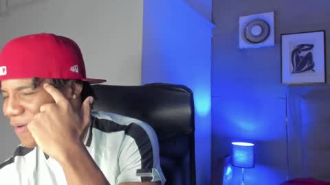 Snapshot of marcelo_dosantos77 chatting on 01.04.25 MARCELO online show from 01.04.25