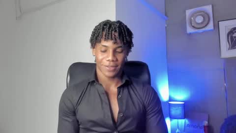 Snapshot of marcelo_dosantos77 chatting on 01.10.25 MARCELO online show from 01.10.25
