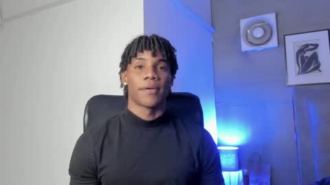 Snapshot of marcelo_dosantos77 chatting on 01.11.25 MARCELO online show from 01.11.25
