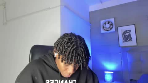 Snapshot of marcelo_dosantos77 chatting on 01.20.25 MARCELO online show from 01.20.25
