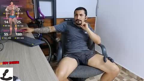 Marck  Independent model  online show from 10.21.25