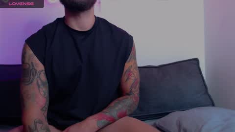 Snapshot of marco_allison43 chatting on 12.28.24 marco_allison43 online show from 12.28.24
