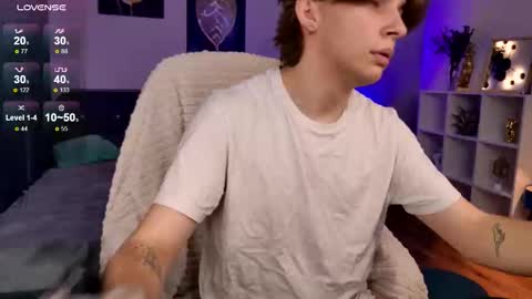 Snapshot of marcus_euphoria chatting on 11.09.25 Marcus online show from 11.09.25