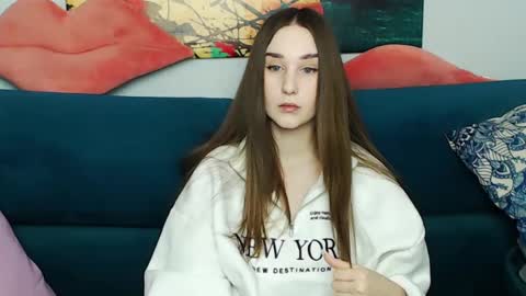 Snapshot of margarettii chatting on 02.14.25 margarettii online show from 02.14.25