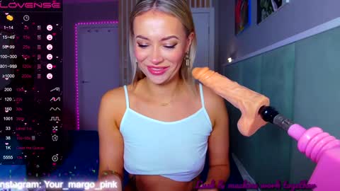 Snapshot of margohotty chatting on 12.15.24 Margo for you   online show from 12.15.24