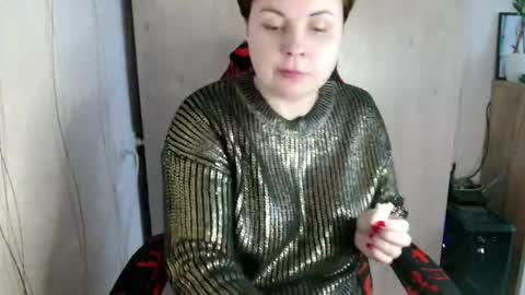 Mari online show from 10.30.25