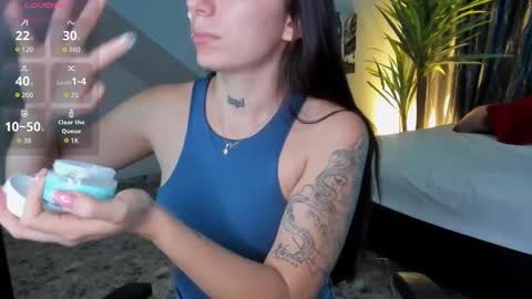 Snapshot of mari_salgado chatting on 09.21.25 mari_salgado online show from 09.21.25