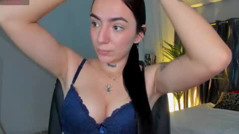 Snapshot of mari_salgado chatting on 10.07.25 mari_salgado online show from 10.07.25