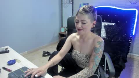 Maria fernanda online show from 12.10.24