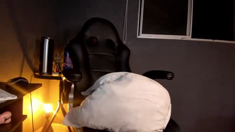 Snapshot of maria_isabells chatting on 01.24.25 Maria Isabell  online show from 01.24.25