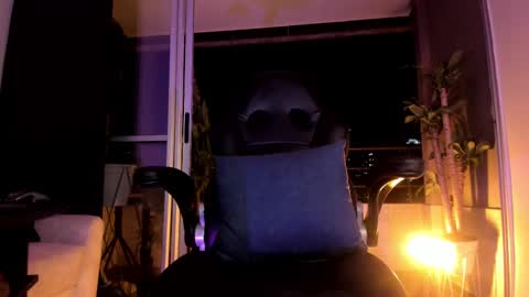 Snapshot of maria_isabells chatting on 02.22.25 Maria Isabell  online show from 02.22.25