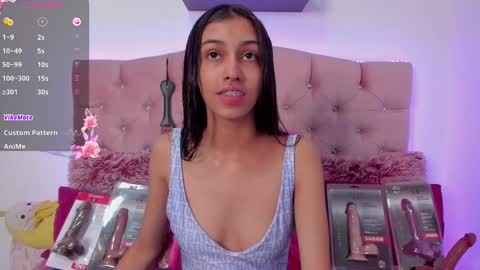 Snapshot of maria_skinny_ chatting on 02.10.25 My name is Valentina online show from 02.10.25