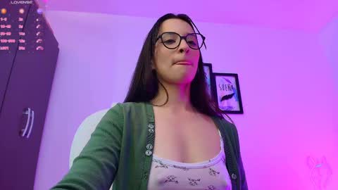 Snapshot of mariaan_m chatting on 02.19.25 Leidy online show from 02.19.25