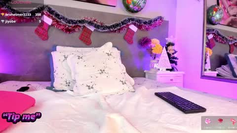 Snapshot of mariajo_sex_ chatting on 12.27.24 MARIAJO Dont forget that Mariajosexy20 online show from 12.27.24