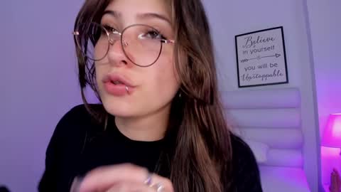Snapshot of mariam_scott18 chatting on 12.02.24 Mariam online show from 12.02.24