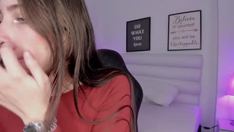 Snapshot of mariam_scott18 chatting on 12.24.24 Mariam online show from 12.24.24
