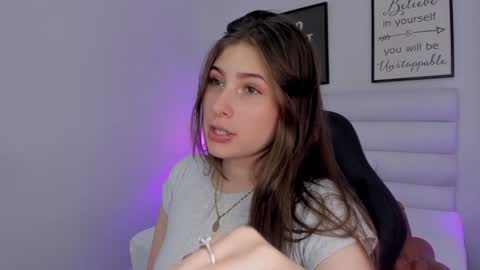 Snapshot of mariam_scott18 chatting on 02.05.25 Mariam online show from 02.05.25