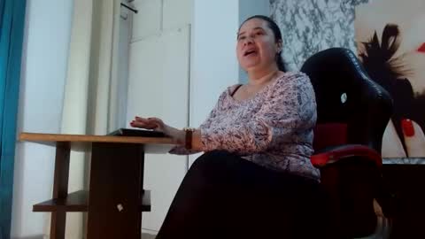 Mariani online show from 10.14.25