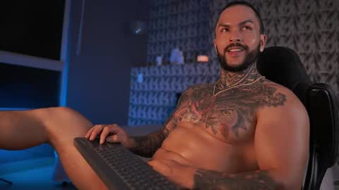 Snapshot of mariano_costa chatting on 02.19.25 Mariano Costa online show from 02.19.25