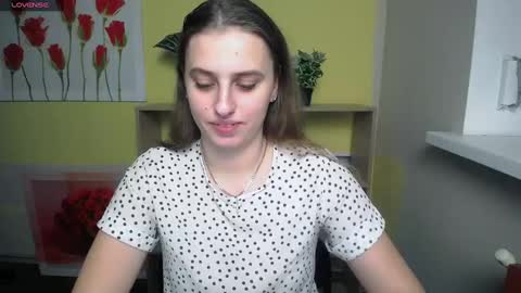 Snapshot of mariatess_ chatting on 12.05.24 Mariia online show from 12.05.24