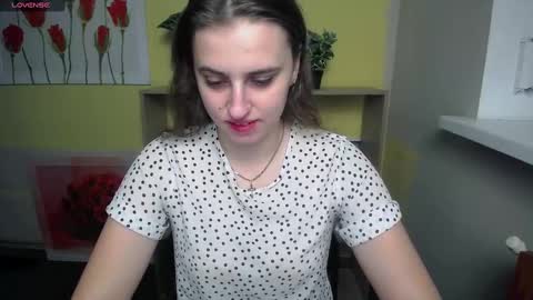 Snapshot of mariatess_ chatting on 12.10.24 Mariia online show from 12.10.24
