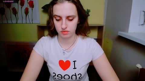 Snapshot of mariatess_ chatting on 12.31.24 Mariia online show from 12.31.24