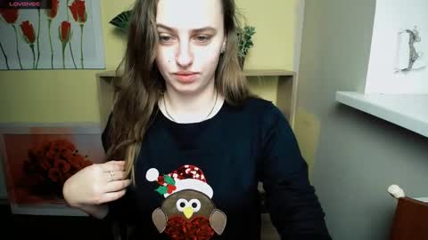 Snapshot of mariatess_ chatting on 01.03.25 Mariia online show from 01.03.25