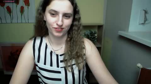 Snapshot of mariatess_ chatting on 01.17.25 Mariia online show from 01.17.25