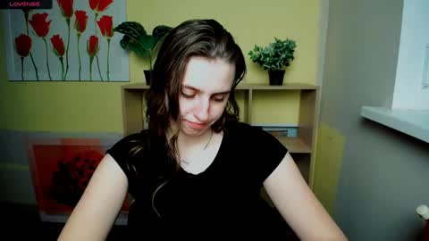 Snapshot of mariatess_ chatting on 02.10.25 Mariia online show from 02.10.25