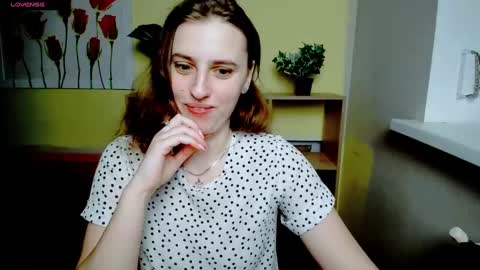 Snapshot of mariatess_ chatting on 02.28.25 Mariia online show from 02.28.25