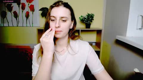 Snapshot of mariatess_ chatting on 03.03.25 Mariia online show from 03.03.25