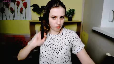 Snapshot of mariatess_ chatting on 03.06.25 Mariia online show from 03.06.25