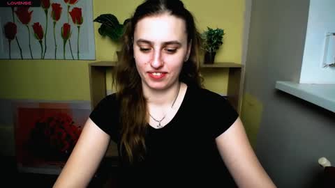 Snapshot of mariatess_ chatting on 03.07.25 Mariia online show from 03.07.25