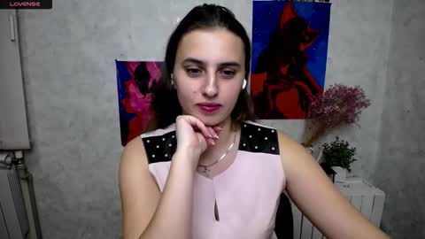 Snapshot of mariatess_ chatting on 10.04.25 Mariia online show from 10.04.25