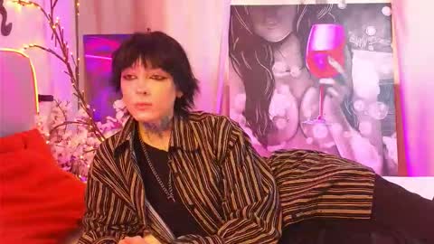 Snapshot of mariccarter chatting on 11.24.25 mariccarter online show from 11.24.25