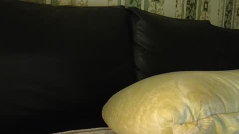 Snapshot of maridekoks chatting on 02.11.25 Mari online show from 02.11.25