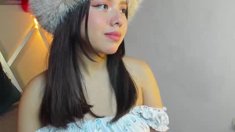 Snapshot of marielqueenx chatting on 02.20.25 Viviana online show from 02.20.25