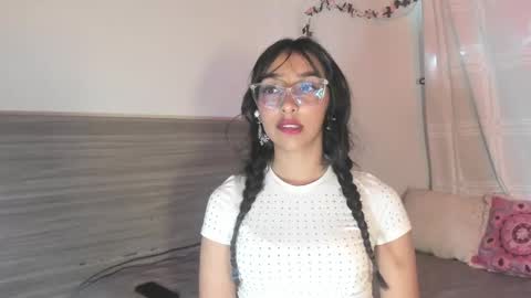 Snapshot of marijaneh chatting on 09.14.25 Luna Dulk online show from 09.14.25