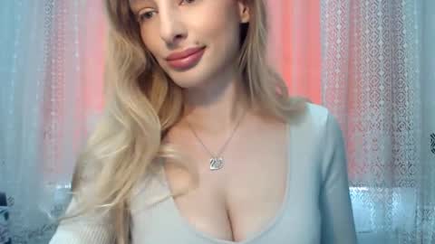 Snapshot of marilyndevilish chatting on 02.27.25 MarilynDevilish online show from 02.27.25