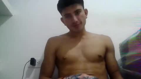 Snapshot of mariobrosss517470 chatting on 12.17.24 mariobrosss517470 online show from 12.17.24