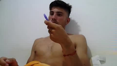 Snapshot of mariobrosss517470 chatting on 03.11.25 mariobrosss517470 online show from 03.11.25