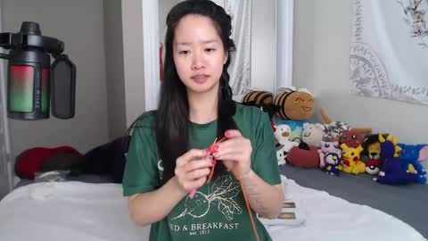 Snapshot of marissapeach chatting on 10.05.25 MarissaPeach online show from 10.05.25